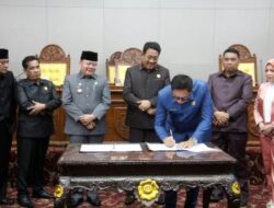 DPRD Provinsi Paripurna Persetujuan Raperda Pajak Dan Retribusi Daerah