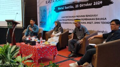 Bulan Bahasa, Kantor Bahasa Gelar 100 Tahun A.A. Navis Lewat Karya Cerpen “Satir dan Budaya”