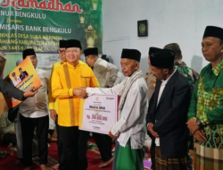 Gubernur Berikan Rp 300 Juta Pembangunan Masjid Al Iklas Suka Merindu