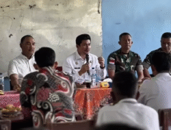Ngantor di Enggano, Bupati Bengkulu Utara ASA Harap Integritas Guru Enggano Dijaga