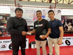 Peduli Atlet Prestasi, Asman Ketua Cabor Sambo Provinsi Berikan Reward Uang Tunai Kepada Alan Septian