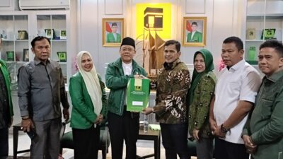 Sah, April Yones Resmi Terima SK Ketua PPP Provinsi Bengkulu Dari DPP PPP