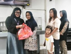 Sambut Lebaran, Bencoolen Mall Bengkulu Bagikan 150 Paket Sembako untuk Warga Sekitar