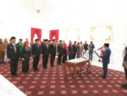 Wali Kota Bengkulu Lantik 10 Pejabat, Tekankan Kinerja dan Soliditas Tim