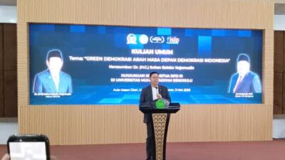 Keseruan Kuliah Umum di UMB, Mahasiswa Dapat Ilmu Sekaligus Voucher Belanja dari Sultan B. Najamuddin