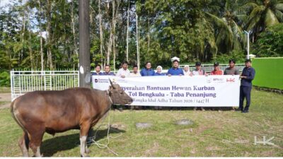 Meningkat Setiap Tahun, Hutama Karya Salurkan Hewan Kurban pada Momentum Idul Adha 1447 H