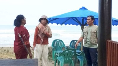 Sudah 5 Kali Teguran, Dispar Desak Pedagang Pantai Panjang Bongkar Tenda Sendiri