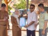 Dukung Pariwisata, DPD Himperra Serahkan 5 Unit Gazebo Gratis di Pantai Panjang ke Pemkot Bengkulu